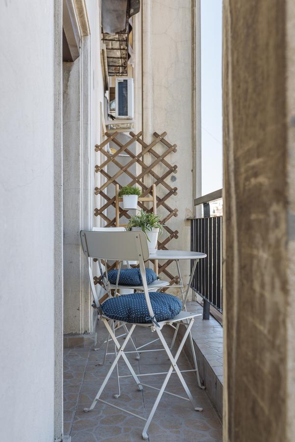 Old Town - City Center Apartment Bucarest Esterno foto
