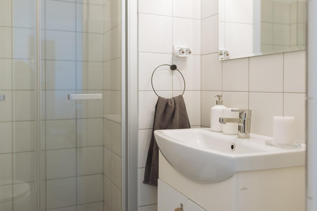 Old Town - City Center Apartment Bucarest Esterno foto