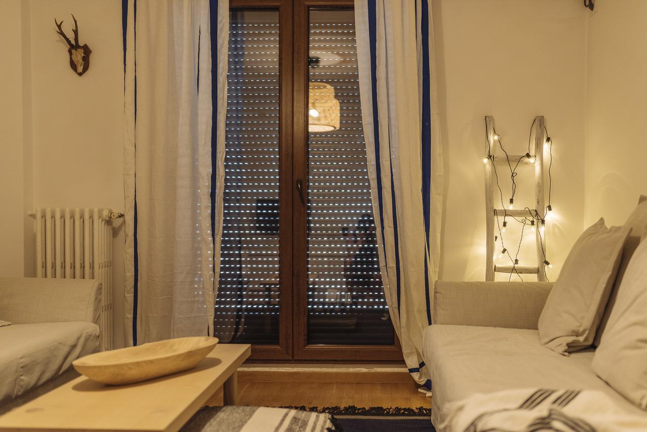 Old Town - City Center Apartment Bucarest Esterno foto